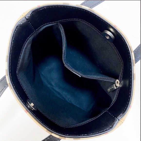Burberry Nova Check Tote Bag - Picture 3 of 10